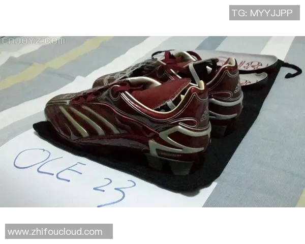 足球明星游戏黄金爆头带你体验极致射门快感与团队协作的完美结合